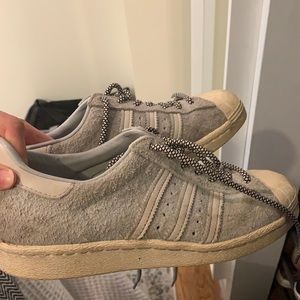 Adidas superstars